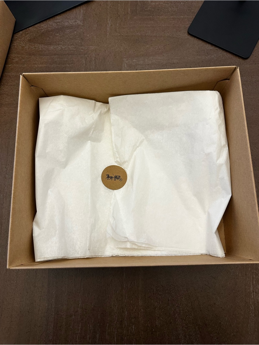 Coach Gift Box π - Picture 6 of 12